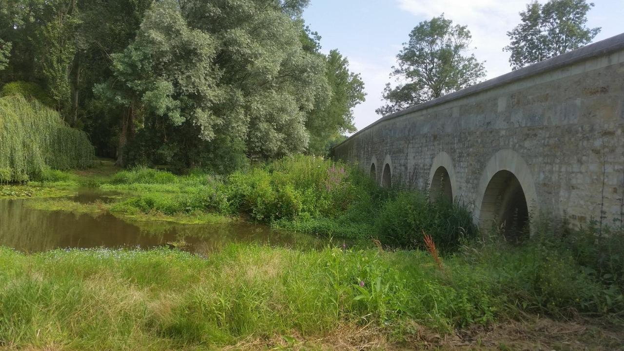 La Maison De Thire Bed and Breakfast Εξωτερικό φωτογραφία